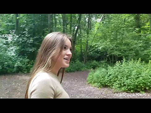 ❤️ Mhol mi dha Evelina gum biodh sinn fuck ann an àite poblach! Thuirt i tha. An uairsin chuir mi fucked i san asal agus cum na beul. An uairsin chuir i dragh oirre fhèin. ❤️ Pornografach aig gd.porno-filmy.ru ﹏